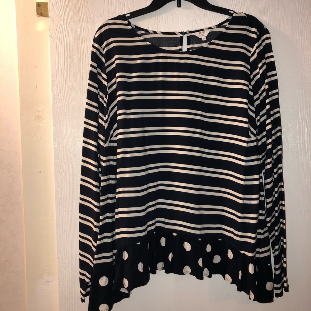 Crown & ivy shirt